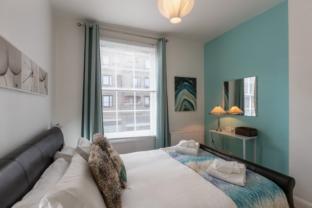 bedroom2
